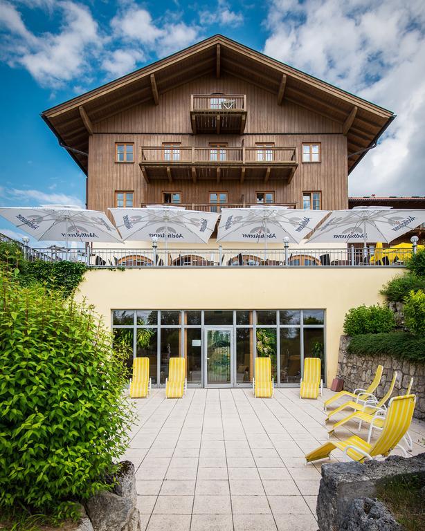 Hotel Und Landgasthof Altwirt Grosshartpenning Exterior foto