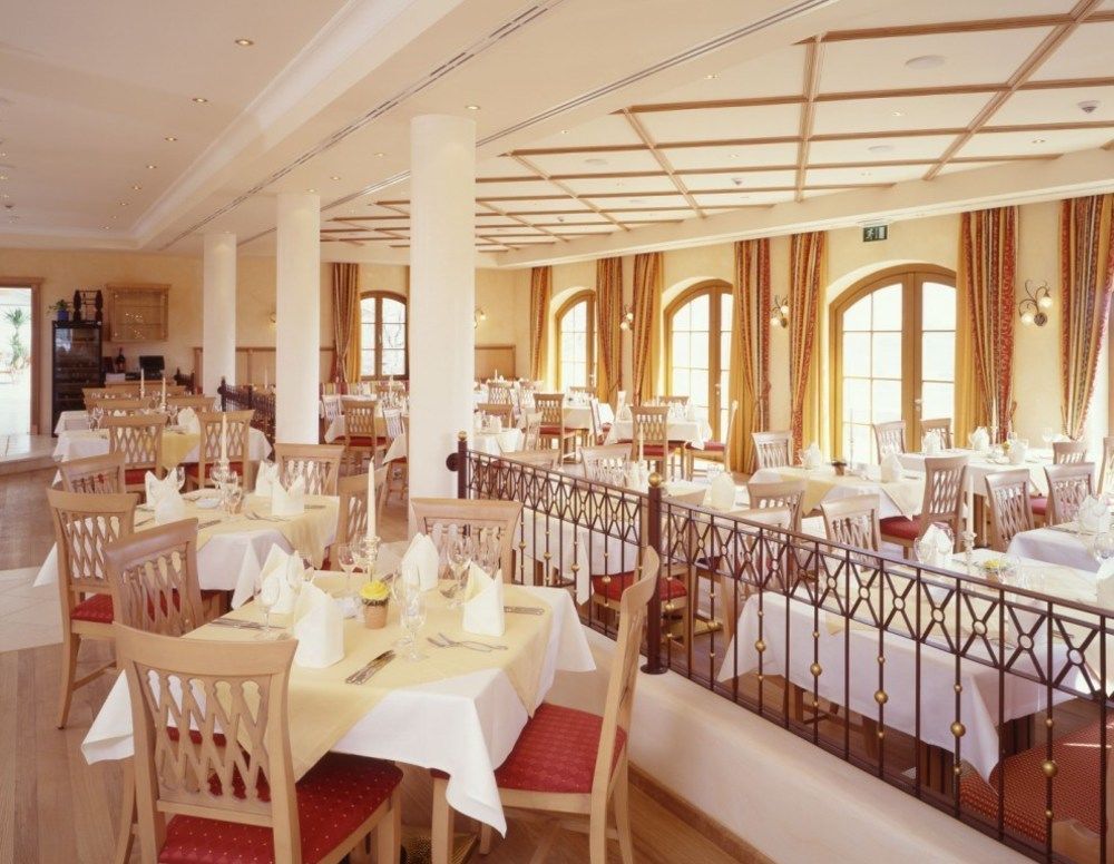 Hotel Und Landgasthof Altwirt Grosshartpenning Exterior foto